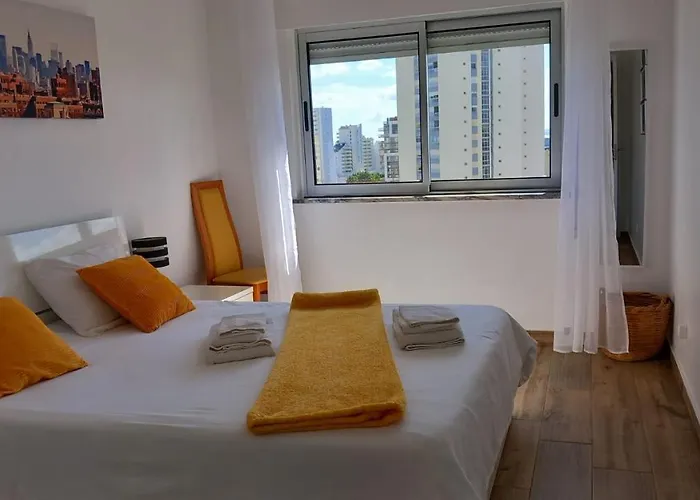 Com Vista Espetacular, Ao Lado Da Praia, By Qozzy Apartamento