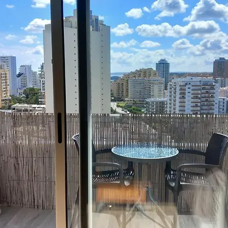 Com Vista Espetacular, Ao Lado Da Praia, By Qozzy * Portimão
